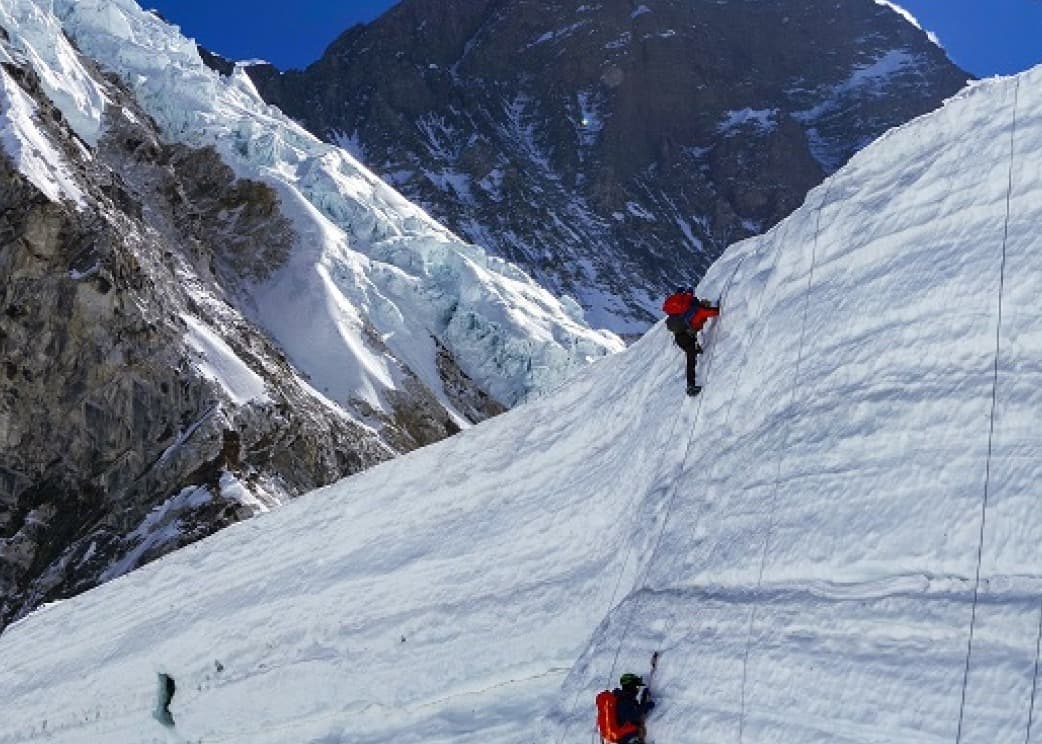 Everest Region in the growing threat of COVID-19